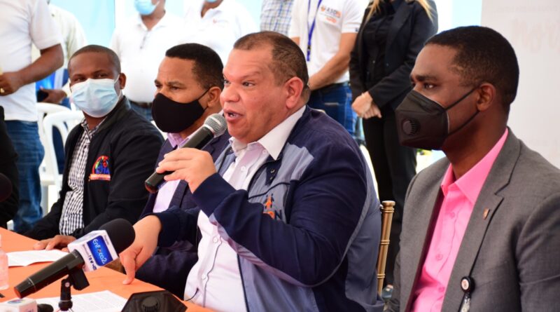 Alcalde y organizaciones de Santo Domingo Norte piden al presidente Abinader extender línea uno del Metro