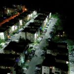 Alcaldía de SDN ilumina sectores con su unidad de electrificación