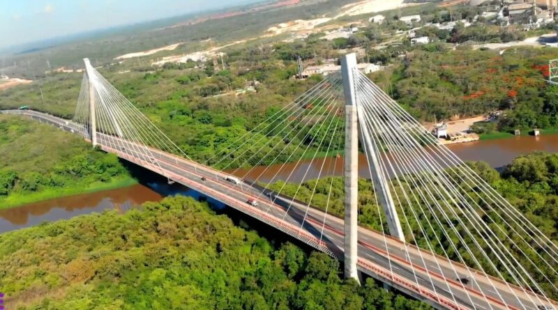 Obras Públicas abrirá este martes carriles Este-Oeste en el puente Mauricio Báez