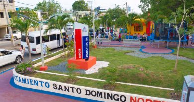 Alcalde Carlos Guzmán entrega totalmente remozado parque de Buena Vista 1ra, Villa Mella