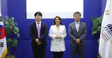Gloria Reyes anuncia construcción de Centros de Capacitación y Producción Supérate con fondos de Corea