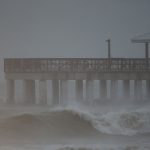 Más de un millón cien mil sin electricidad en Florida por el huracán Ian