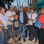 Alcalde Carlos Guzmán deja iniciados trabajos en 10 barrios de SDN
