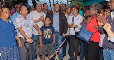 Alcalde Carlos Guzmán deja iniciados trabajos en 10 barrios de SDN