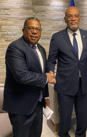 Delegación de EEUU se reúne en Haití con primer ministro Ariel Henry