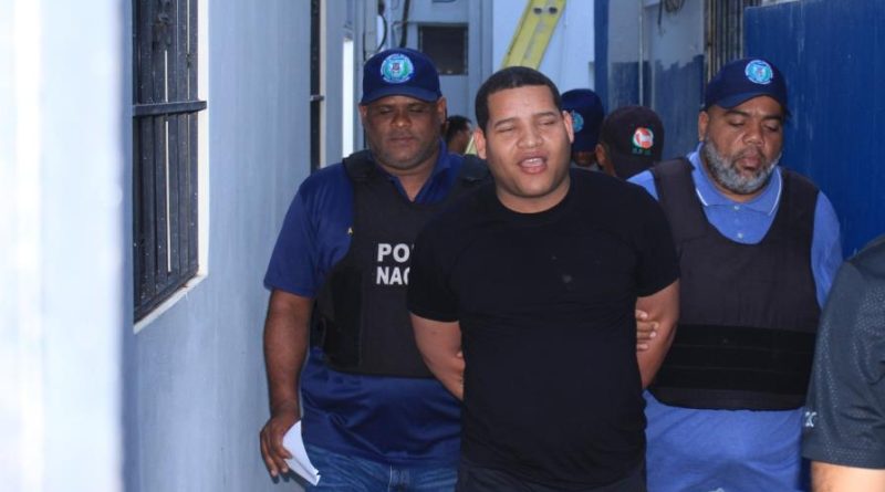 El Ministerio Público informó que tiene bajo arresto a Wilkin García Peguero (Mantequilla) bajo cargos de estafa y amenaza de muerte.