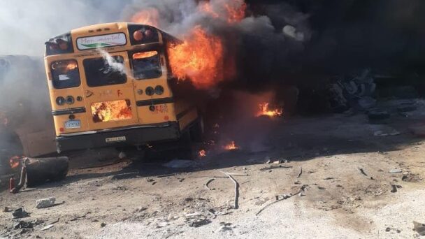 DGM desmintió que varios autobuses que resultaron afectados producto de un incendio en Bávaro-Punta Cana la semana pasada pertenezcan a la