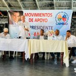 El Coordinador General de Los Movimientos de Apoyo por El Cambio, Luis Abinader 4+; juramentó cientos de ex peledeístas...
