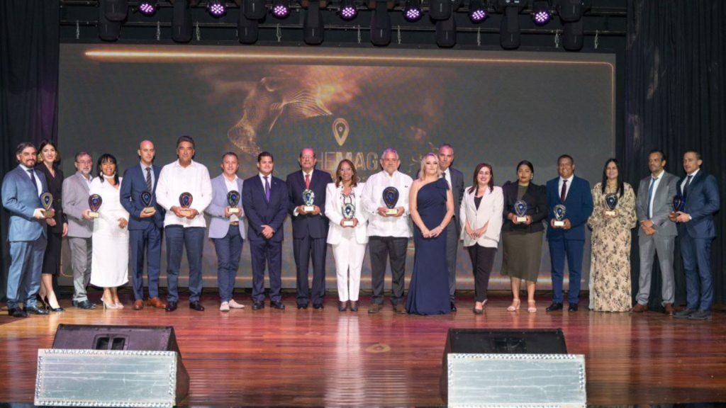 Themag Awards galardonó a las empresas y personalidades más destacadas del sector turístico y de la hospitalidad de la región este del país..