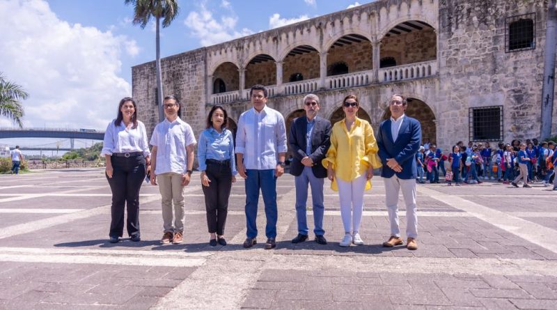 El Ministerio de Turismo dejó iniciados los trabajos de restauración de varias infraestructuras históricas y culturales de la Ciudad Colonial