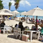 El Ministerio de Turismo informó que llegaron al país más de 180 mil turistas extranjeros para pasar el período de la Semana Santa.