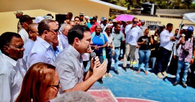 Roberto Ángel encabezó la  jornada de inclusión social "Primero Tú"; en el municipio El Cercado,  provincia San Juan.