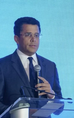 El ministro de Turismo, David Collado, aseguró este miércoles que los acuerdos firmados durante el “Trade Show RD” en Miami dan garantía...