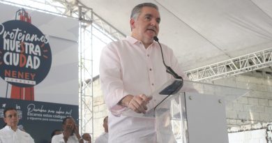 El movimiento político Guardianes del Cambio, proclamaron como candidato para dirigir la Alcaldía del Distrito Nacional, a Neney Cabrera.