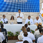 El ministro de Turismo, David Collado, inauguró este domingo el Paseo Peatonal Turístico dedicado a la música típica en Cabrera...