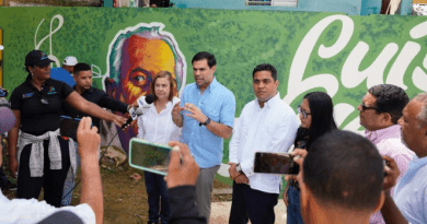 El director de Propeep y la Alcaldía de La Vega dejaron iniciados la creación de más dos kilómetros lineales de arte público, en el Parque...