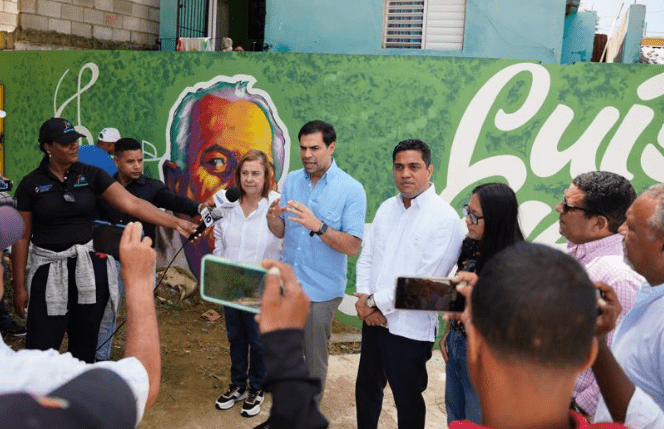 El director de Propeep y la Alcaldía de La Vega dejaron iniciados la creación de más dos kilómetros lineales de arte público, en el Parque...