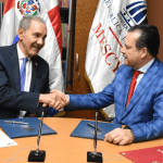 Suscriben un convenio de colaboración con el objetivo de otorgar un total de 50 mil becas virtuales a estudiantes dominicanos de distintos...