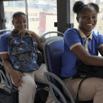TRAE hizo un llamado a los padres de los estudiantes del sistema para que lleven a sus hijos a tiempo a las paradas Transporte Estudiantil