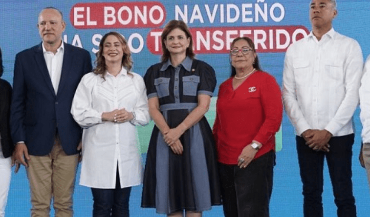 Gobierno inició la entrega del Bono Navideño Digital que será distribuido a 500 mil dominicanos a través de “Tu Efectivo”, con un monto...