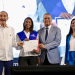MESCYT invistió a 16 mil estudiantes, en la XIX Graduación del Programa Inglés de Inmersión para la Competitividad, 4 mil más que en el 2022.