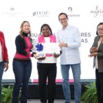 El programa social Supérate y la DGAPP realizaron la graduación de 41 mujeres del proyecto Súper Emprendedoras que desarrolla en Pedernales..