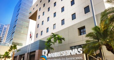 Banreservas pospone Expomóvil 2025 por tormenta Melissa