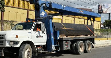 CAASD trabaja en corrección averías provocadas por empresa construye paso a desnivel en la 27 de Febrero