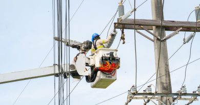 ETED fortalece la red eléctrica en Haina con trabajos en la línea de transmisión 69 kV Haina – Puerto de Haina, este sábado